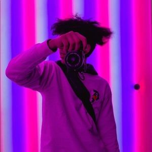 Meet your Posher, Max